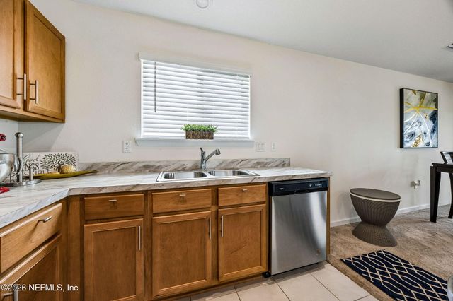 1270 PANTHER LAKE Parkway, Jacksonville, FL 32221