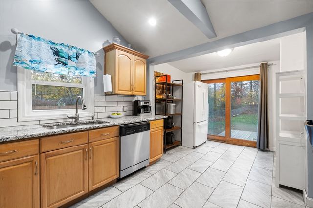 41 Indiana Avenue, Cumberland, RI 02864