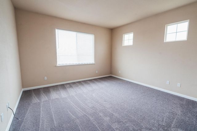 4315 Strathmore Pl, Merced, CA 95348