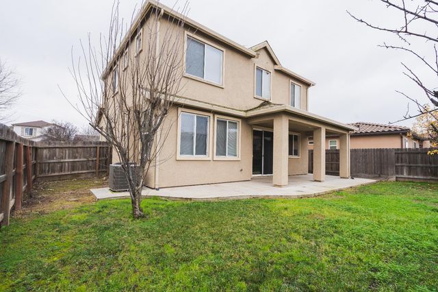 4315 Strathmore Pl, Merced, CA 95348