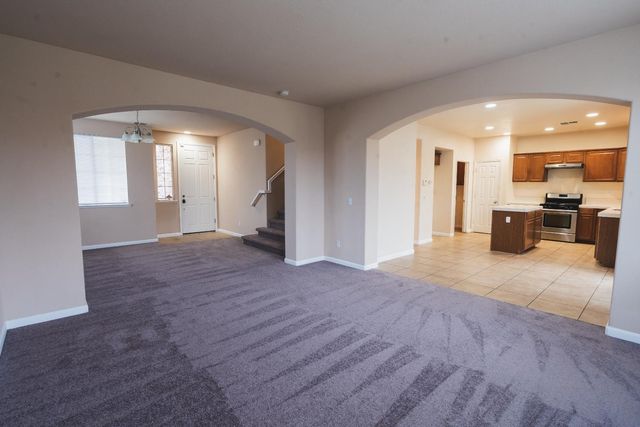 4315 Strathmore Pl, Merced, CA 95348