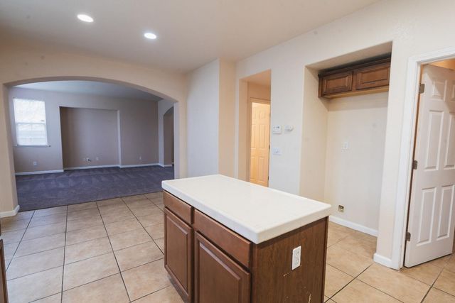 4315 Strathmore Pl, Merced, CA 95348