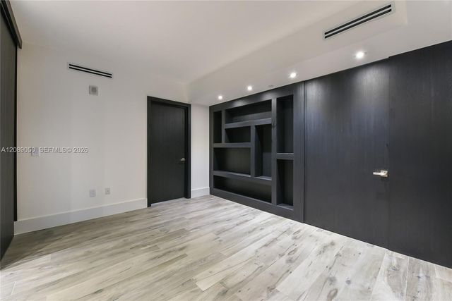 1010 Brickell Avenue 3905, Miami, FL 33131