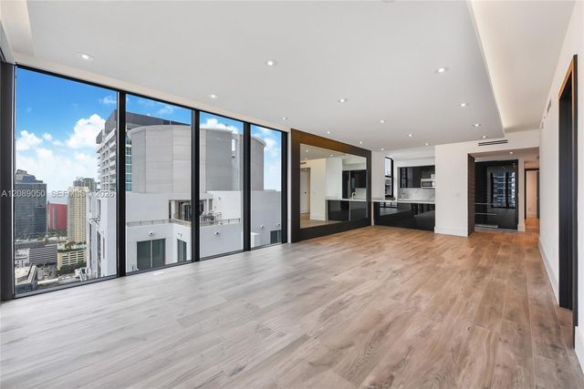 1010 Brickell Avenue 3905, Miami, FL 33131