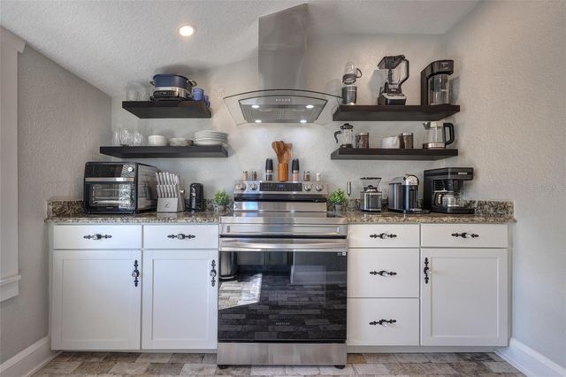 117 E EUCLID AVENUE, Deland, FL 32724
