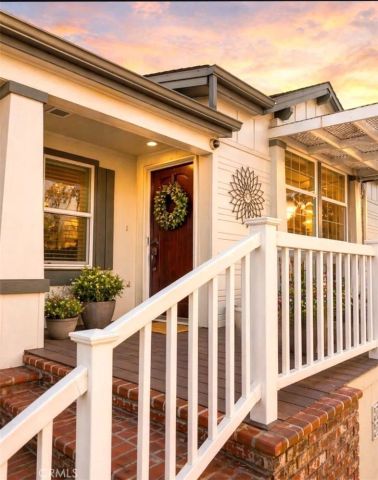16401 Napili Lane, Huntington Beach, CA 92649