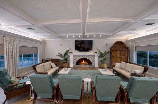 16401 Napili Lane, Huntington Beach, CA 92649
