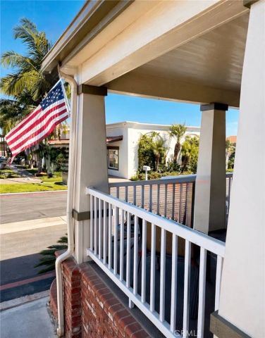 16401 Napili Lane, Huntington Beach, CA 92649