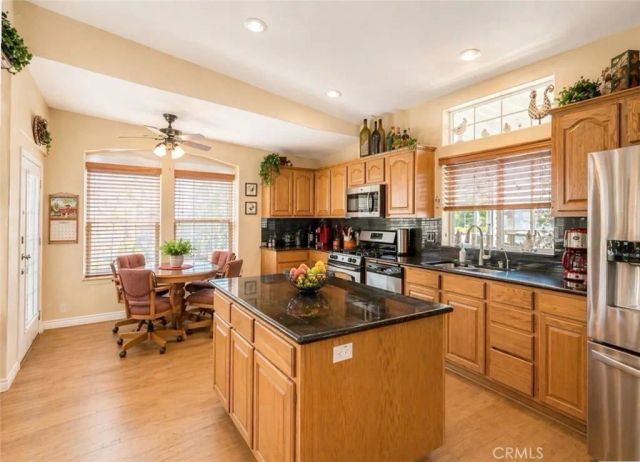 16401 Napili Lane, Huntington Beach, CA 92649