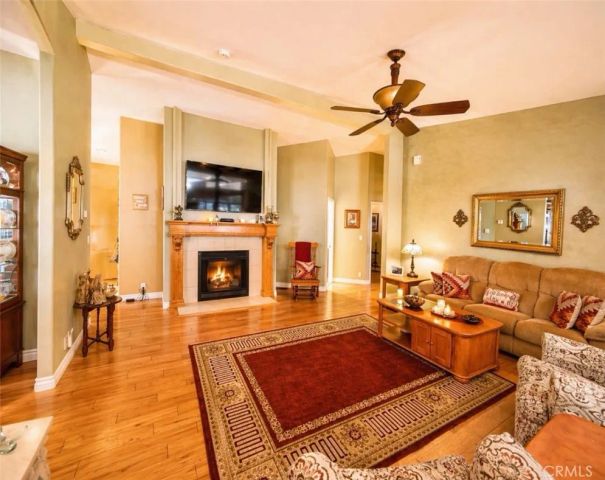 16401 Napili Lane, Huntington Beach, CA 92649