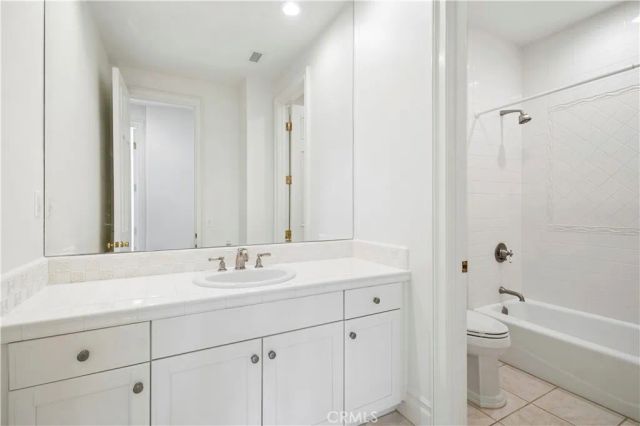15 Jupiter Hills Drive, Newport Beach, CA 92660