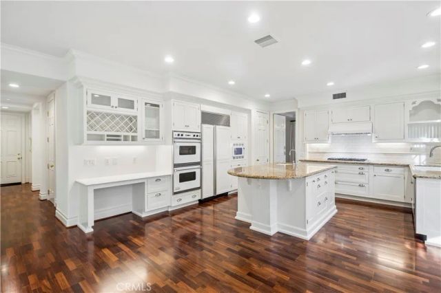 15 Jupiter Hills Drive, Newport Beach, CA 92660