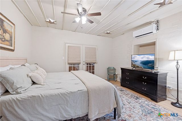 8570 River Road, New Braunfels, TX 78132