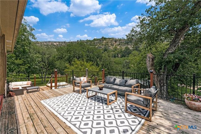 8570 River Road, New Braunfels, TX 78132
