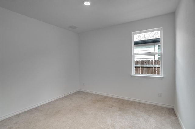 114 Stinchcomb RD, Hutto, TX 78634