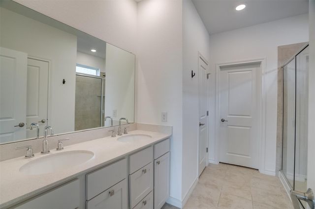 114 Stinchcomb RD, Hutto, TX 78634