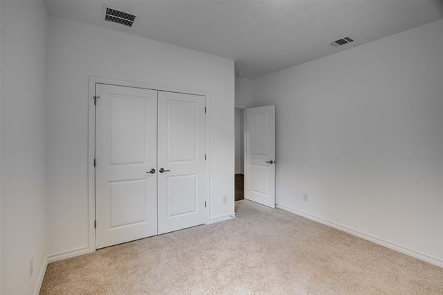 114 Stinchcomb RD, Hutto, TX 78634