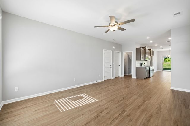 347 Carver Connection, Lebanon, TN 37087