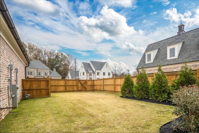 674 BUSHWILLOW LN, Collierville, TN 38017