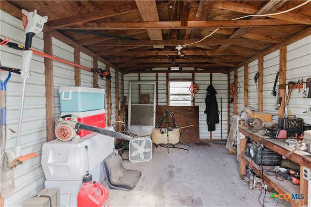 522 Mulberry Road, Cuero, TX 77954