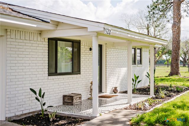 522 Mulberry Road, Cuero, TX 77954