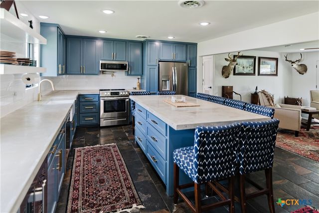 522 Mulberry Road, Cuero, TX 77954