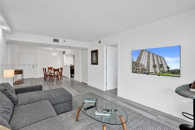 1201 S Ocean Drive 1407S, Hollywood, FL 33019