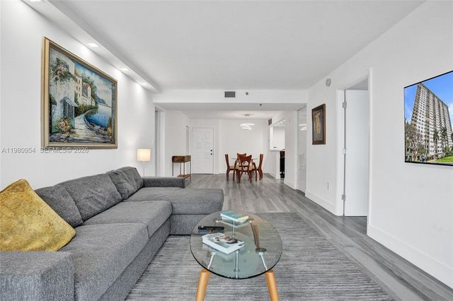 1201 S Ocean Drive 1407S, Hollywood, FL 33019