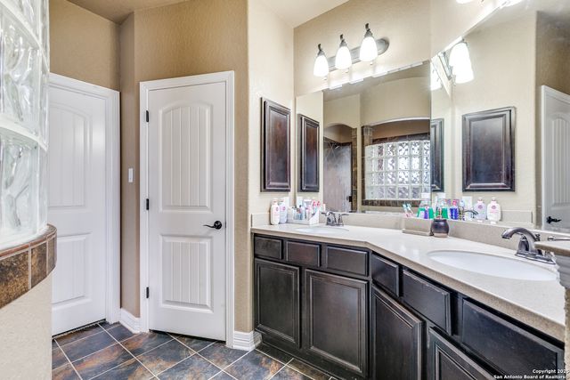 8218 Western Way, San Antonio, TX 78254