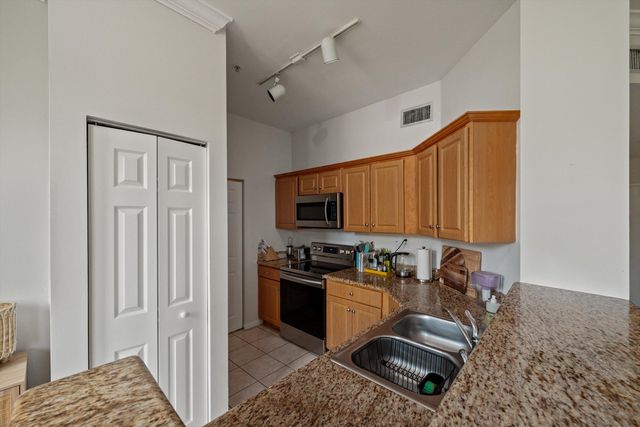 11770 Saint Andrews Place 308, Wellington, FL 33414