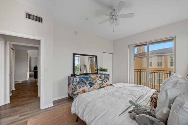 11770 Saint Andrews Place 308, Wellington, FL 33414