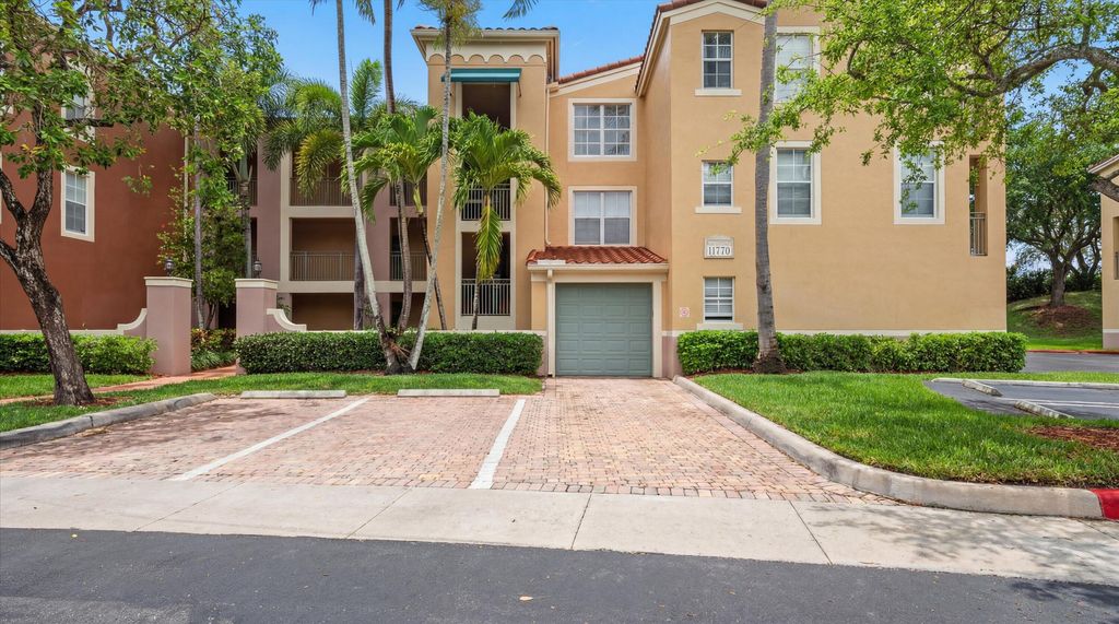 11770 Saint Andrews Place 308, Wellington, FL 33414