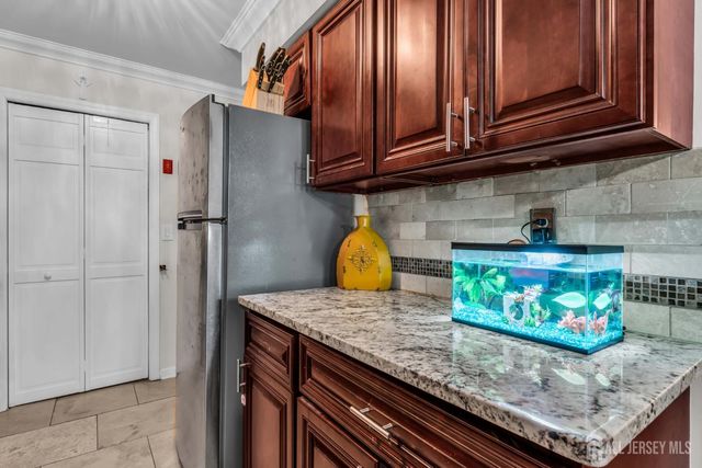 69 Lexington Circle, Old Bridge, NJ 07747