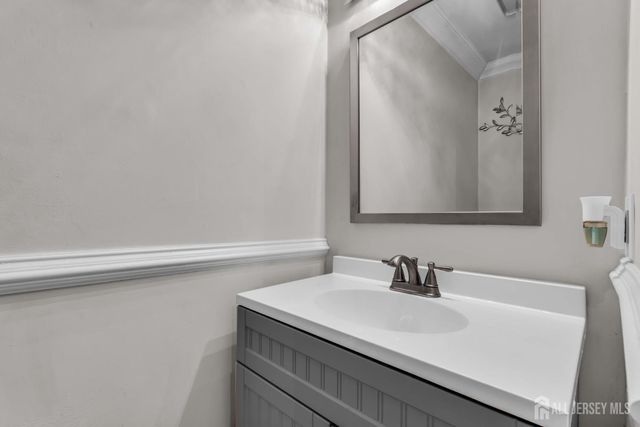 69 Lexington Circle, Old Bridge, NJ 07747