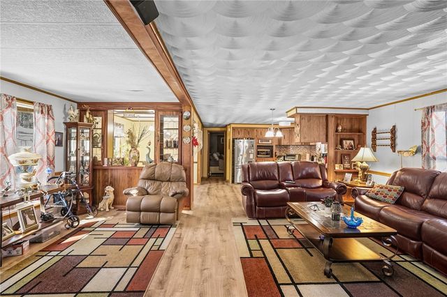 4 Leisure Way, Coventry, RI 02816