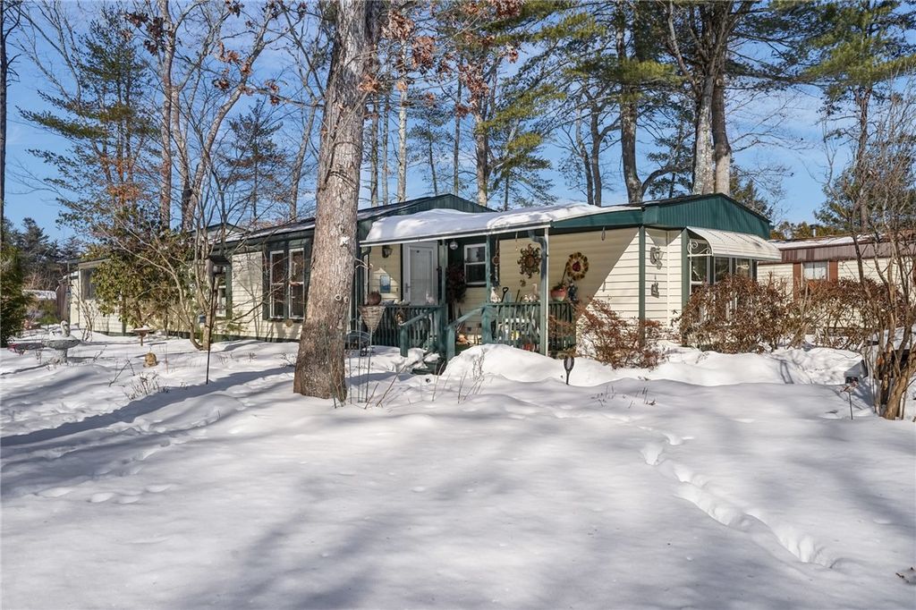 4 Leisure Way, Coventry, RI 02816