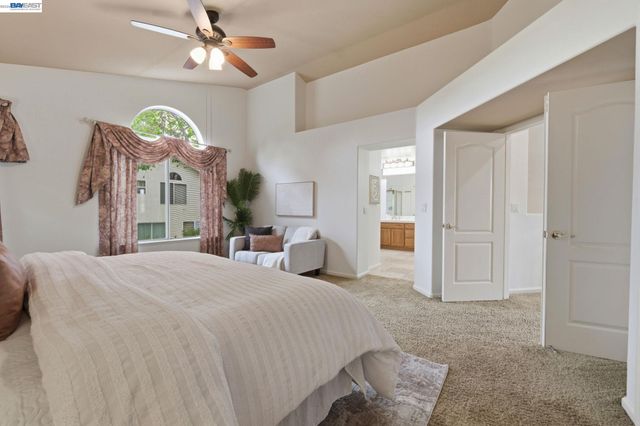 2260 Redington Dr, Tracy, CA 95377