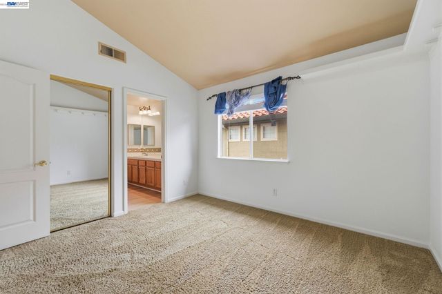 2260 Redington Dr, Tracy, CA 95377