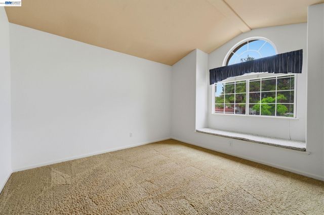 2260 Redington Dr, Tracy, CA 95377