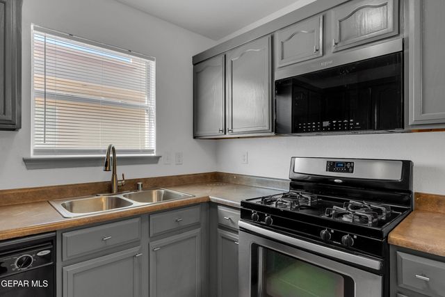 14124 Volcanic Rock Drive, El Paso, TX 79938