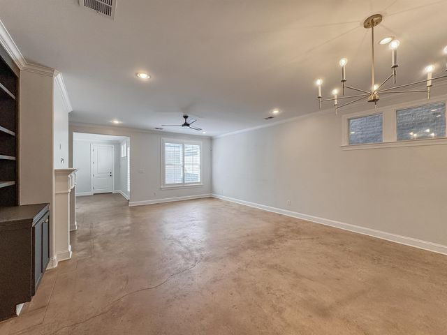 613 S FRONT ST, Memphis, TN 38103