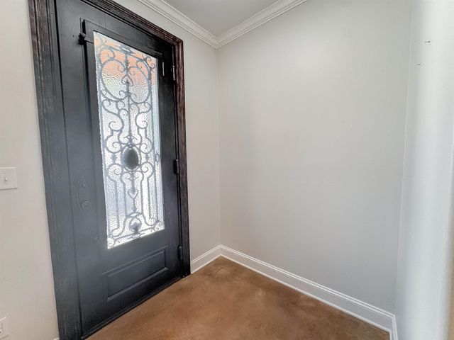 613 S FRONT ST, Memphis, TN 38103