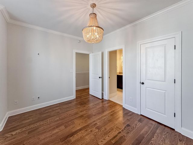 613 S FRONT ST, Memphis, TN 38103