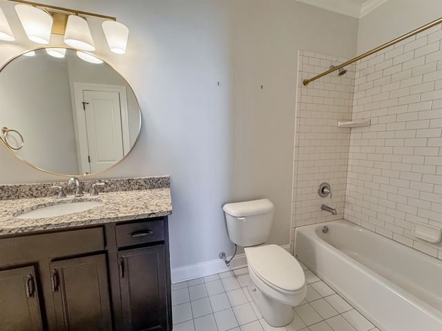 613 S FRONT ST, Memphis, TN 38103