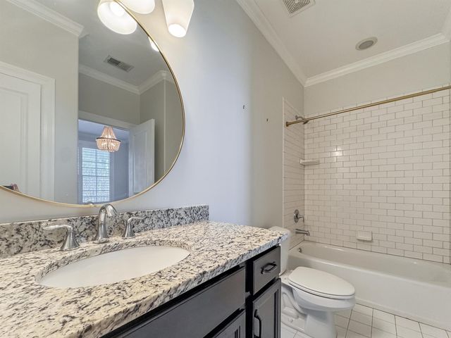 613 S FRONT ST, Memphis, TN 38103