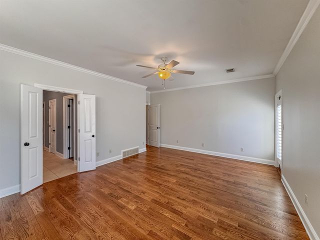 613 S FRONT ST, Memphis, TN 38103