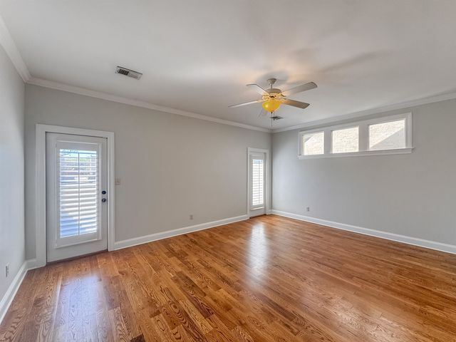 613 S FRONT ST, Memphis, TN 38103