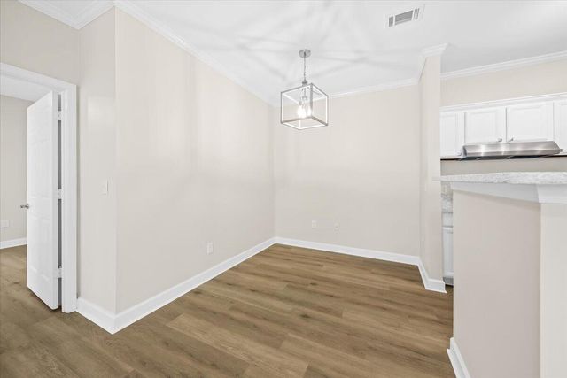 45 Sycamore Avenue 1011, Charleston, SC 29407