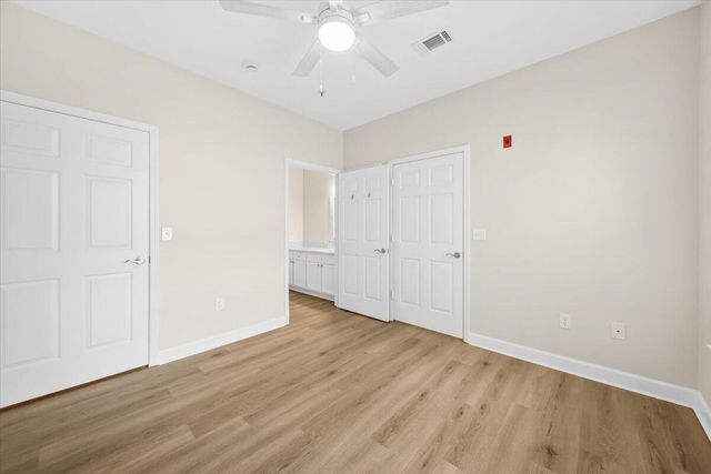 45 Sycamore Avenue 1011, Charleston, SC 29407