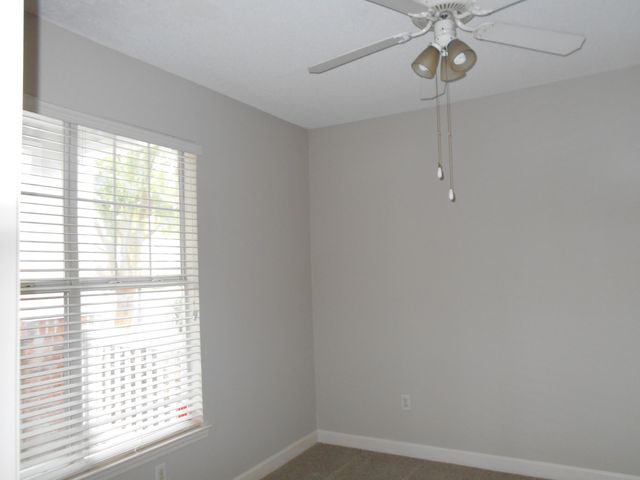 45 Sycamore Avenue 1011, Charleston, SC 29407